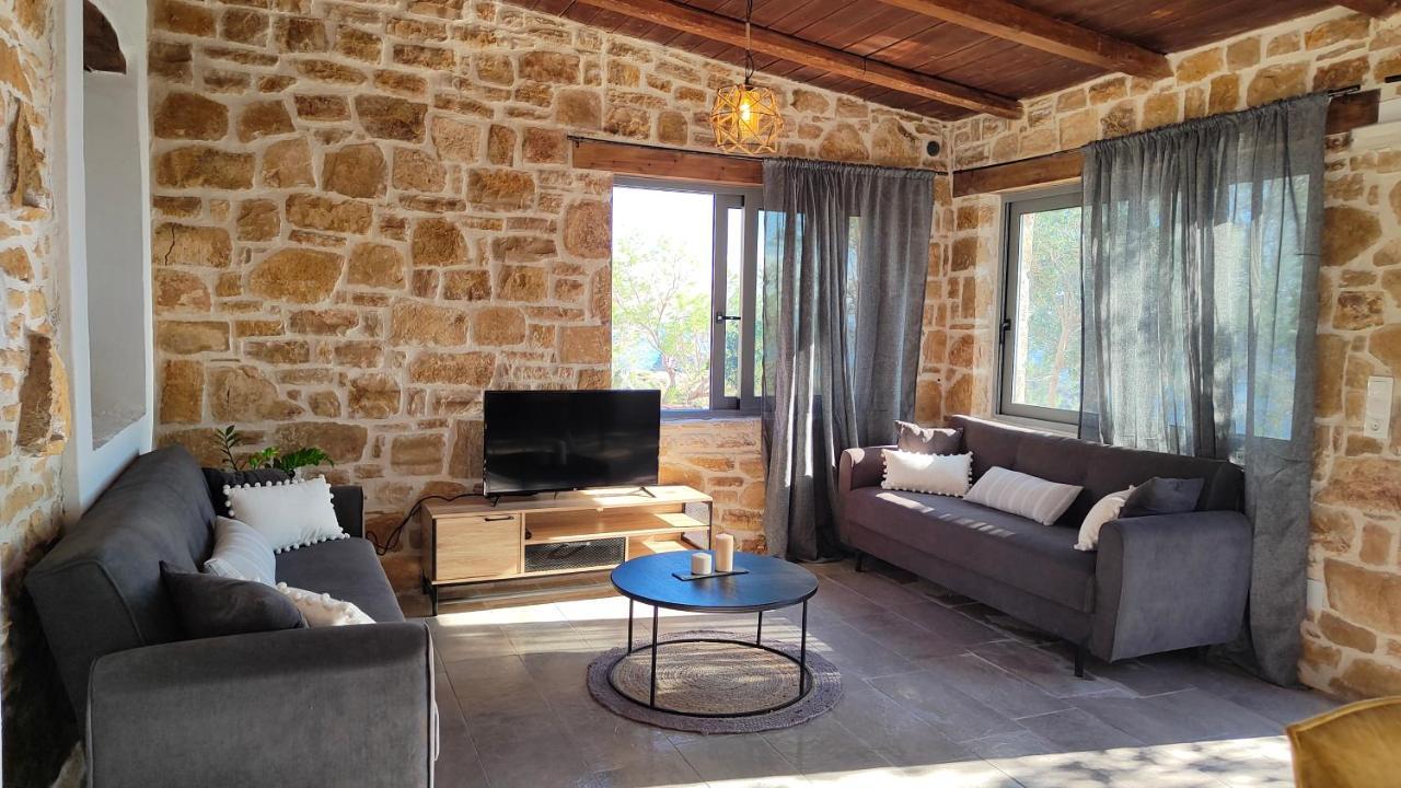 Vila Apostolis Agios Pavlos  Buitenkant foto