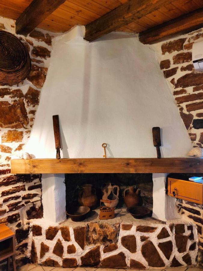 Vila Apostolis Agios Pavlos  Buitenkant foto